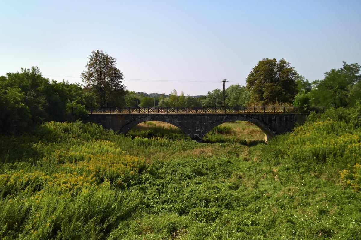 Kőhíd Sárvár határában.