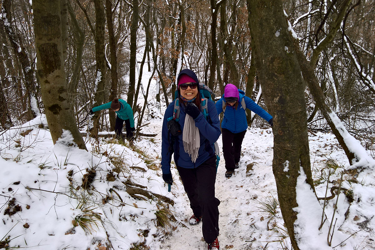 Mosolygós Yeti a hegyen